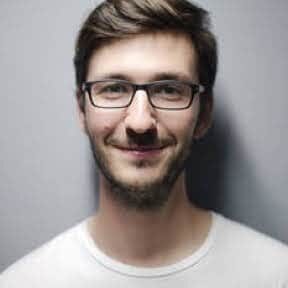 cropped Sebastian Schrade